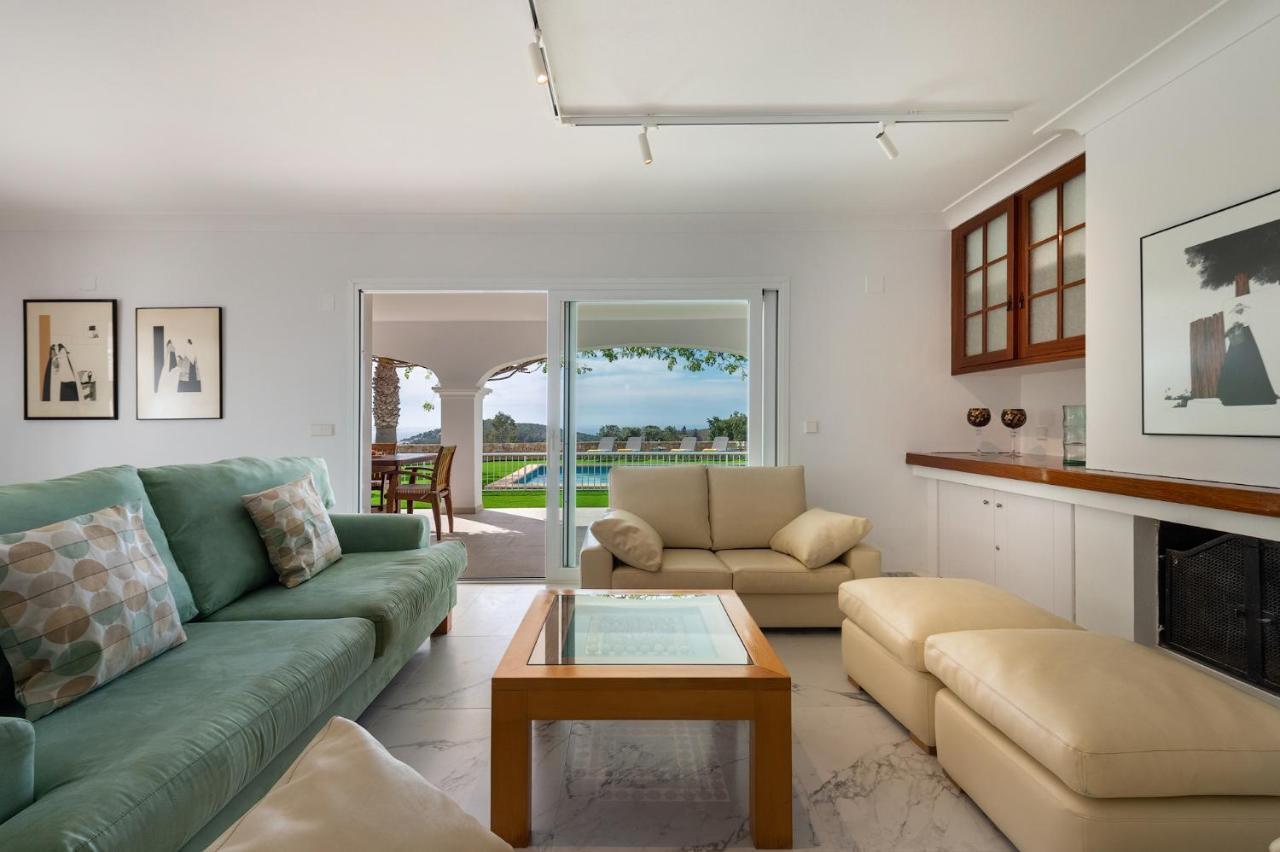 Villa Can Joan I - Fantastic Sunset Views And Family Friendly - San Antonio  Kültér fotó
