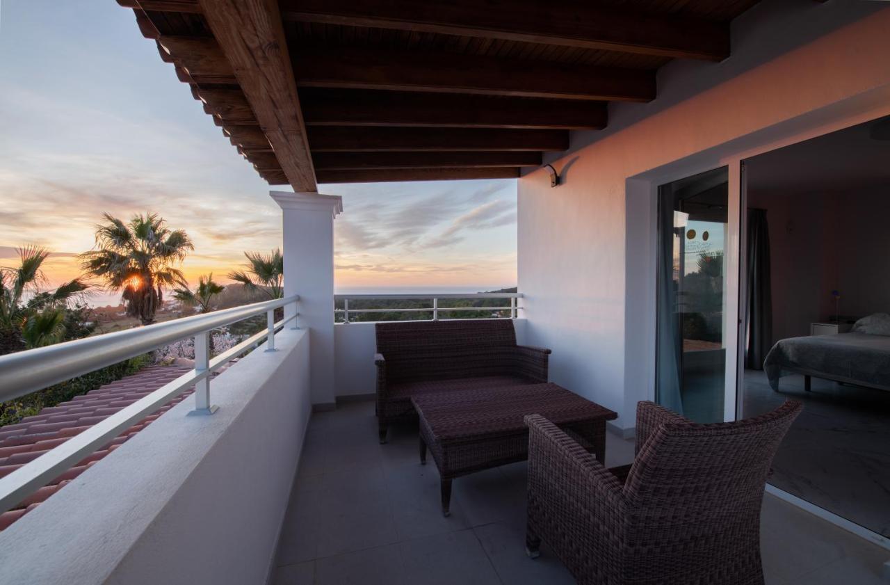 Villa Can Joan I - Fantastic Sunset Views And Family Friendly - San Antonio  Kültér fotó